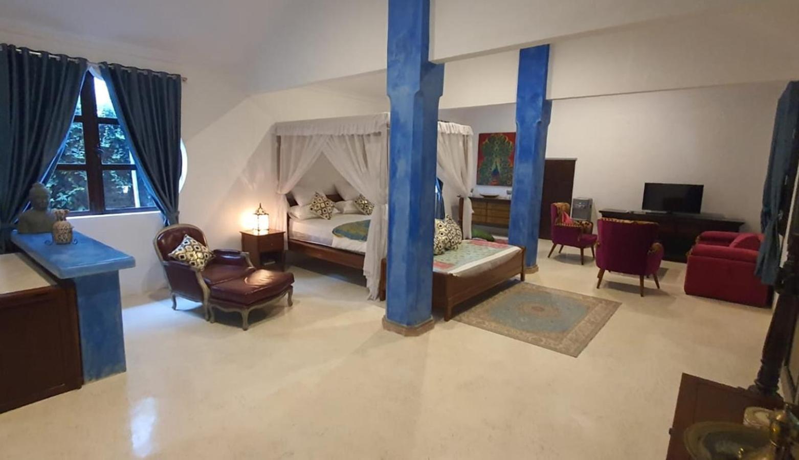 Blue Garden Boutique Hotel Джепара Екстериор снимка
