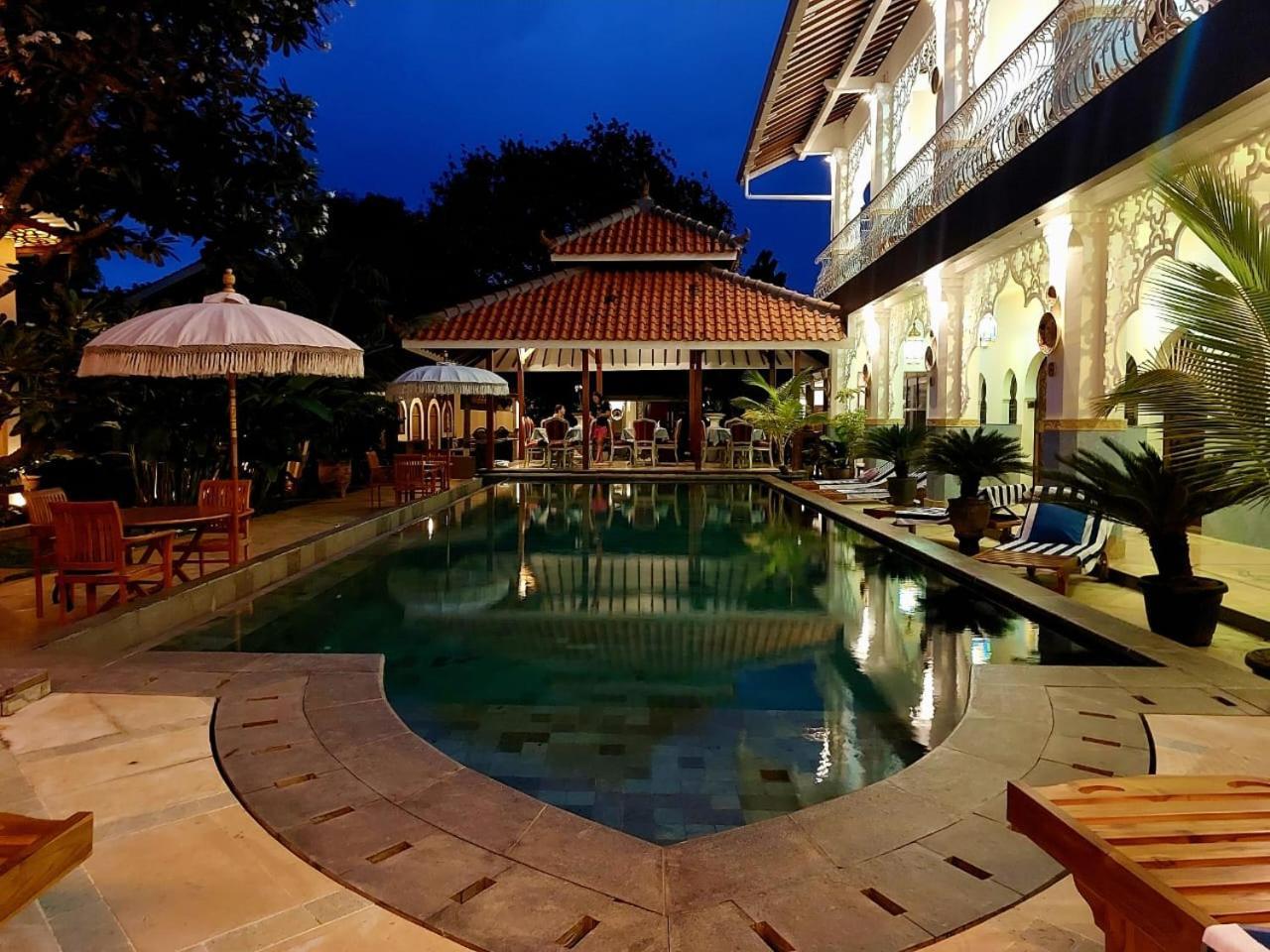 Blue Garden Boutique Hotel Джепара Екстериор снимка